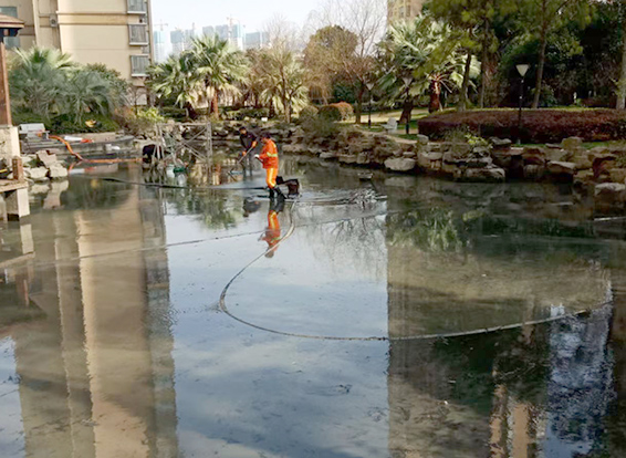 南朗镇景观池淤泥清理